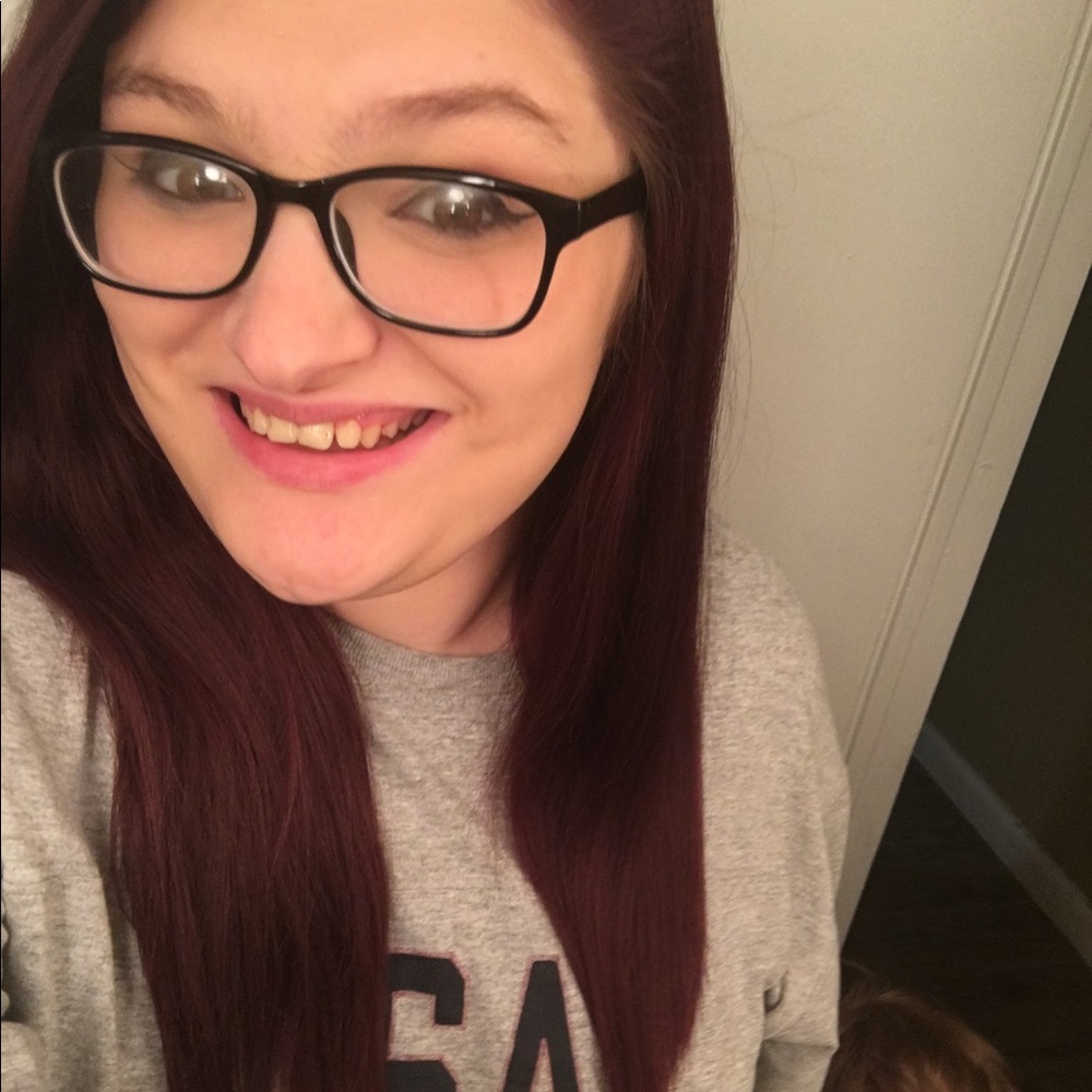 Meet your Posher, Kimberly
